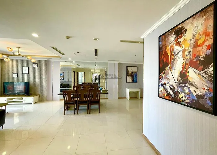 The Vinhomes Central Park Apartments - The Buildings Surrounding Landmark 81